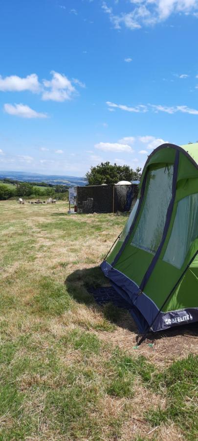 Summit Camping Kit Hill Cornwall Panoramic Views Grass Pitch From 15Pn Or Bella Bell Tent 75Pn Callington Eksteriør bilde