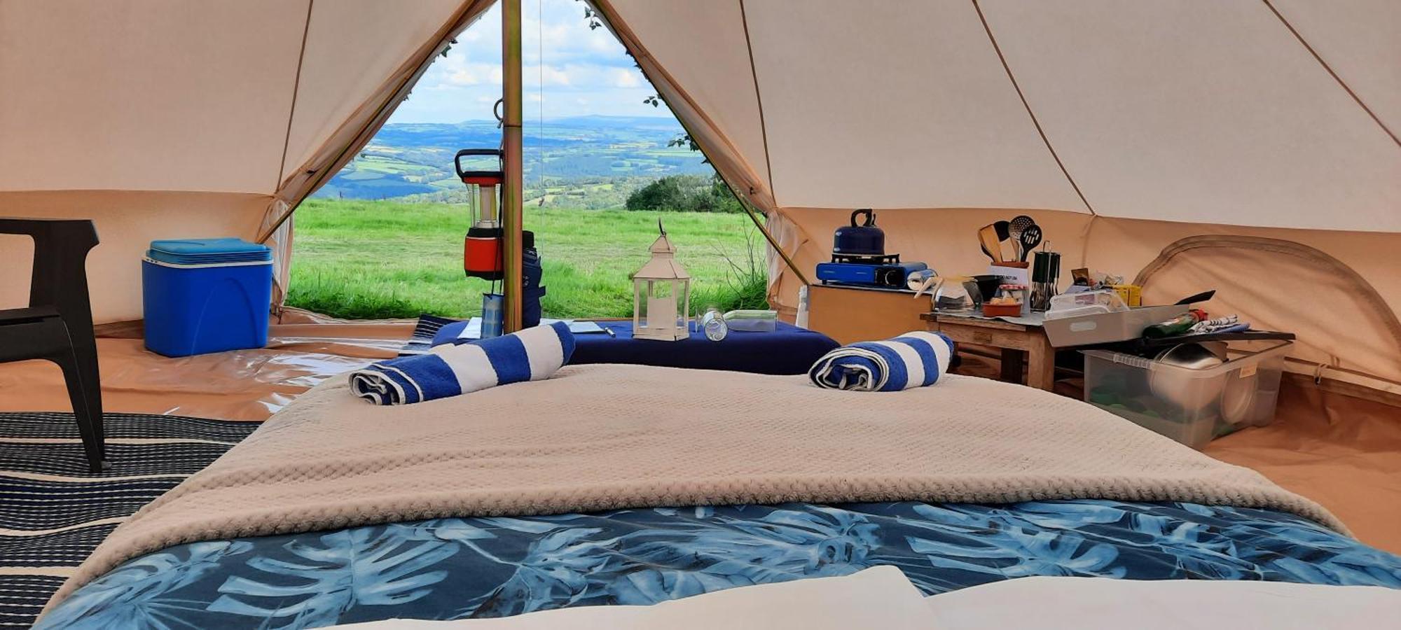 Summit Camping Kit Hill Cornwall Panoramic Views Grass Pitch From 15Pn Or Bella Bell Tent 75Pn Callington Eksteriør bilde
